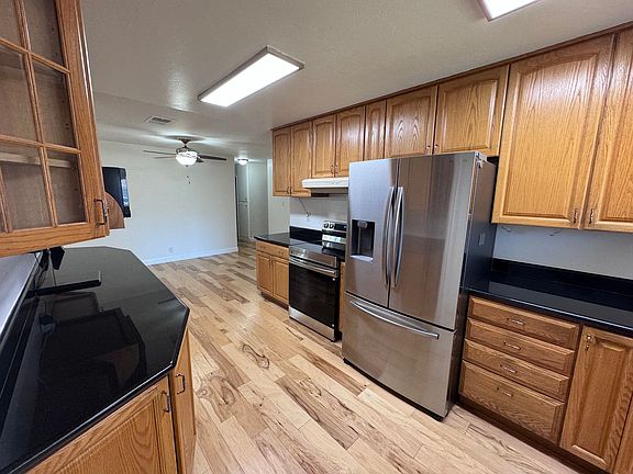 4th image of 4642 Hampshire Way