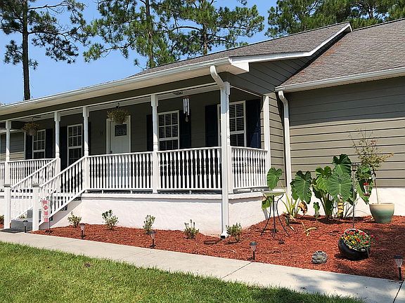 3rd image of 14 Creekside Dr