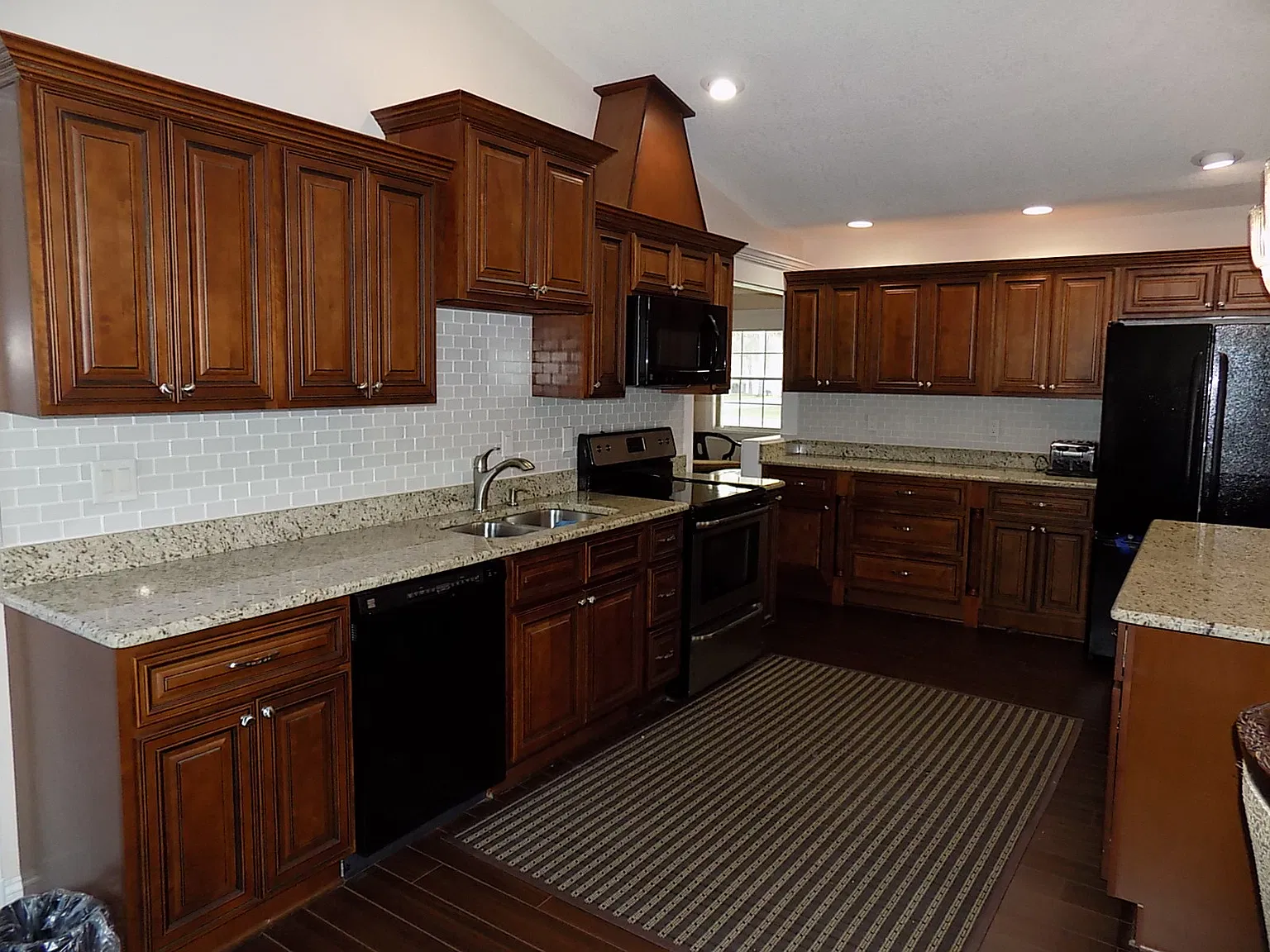 2 bed, 1487 sqft, $1,640 — Photo 3