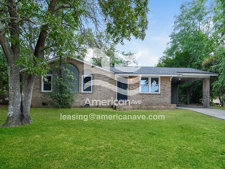 1516493_001_front_view_1.jpg