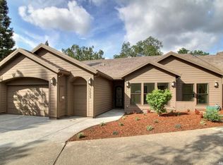 7559 Pineridge Ln, Fair Oaks, CA 95628