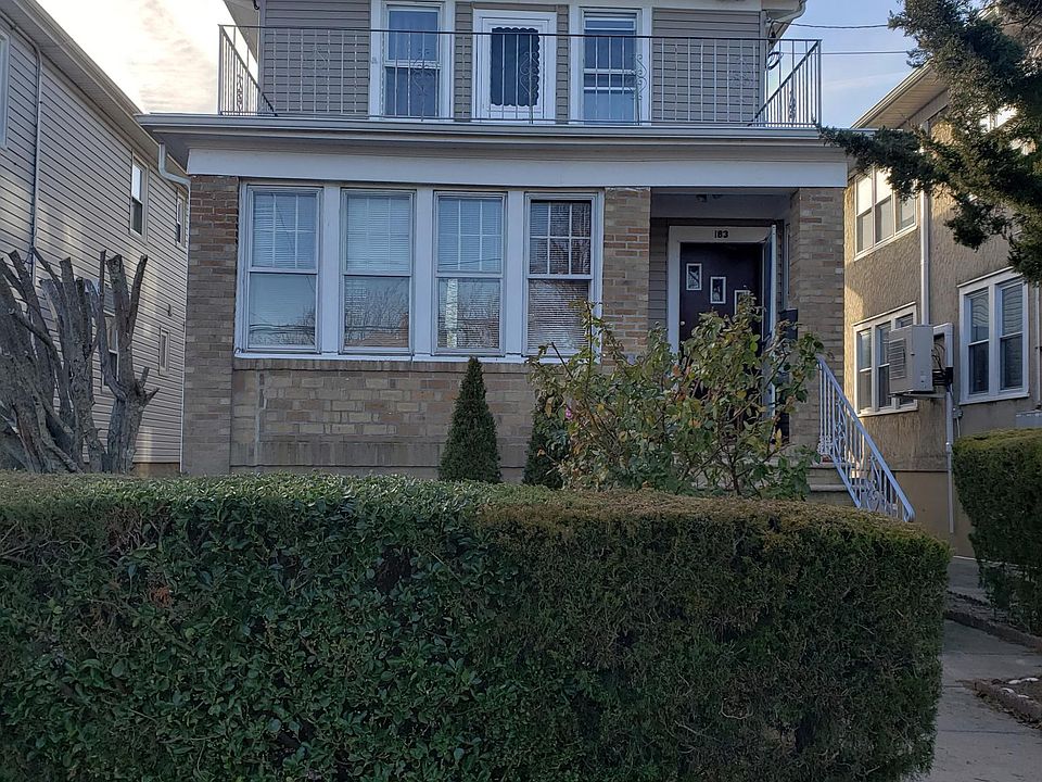 Private Detached Home and Rental is on 2nd Floor with Terrace