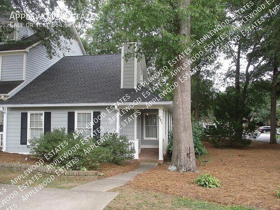 1st image of 221 Woodburn Club Ln #1