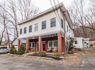 219 Orange Tpke, Sloatsburg, NY 10974