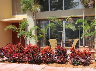 8801 Gatehouse Rd APT 4, Plantation, FL 33324