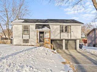 10408 Sycamore Ave, Kansas City, MO 64134