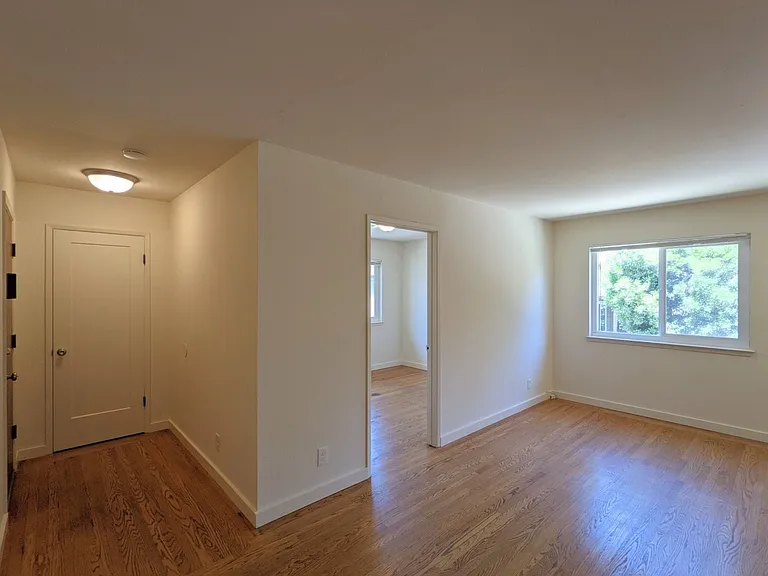1429 MLK Jr Way — Photo 16