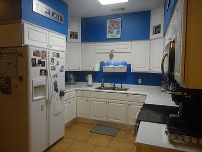 4th image of 111 Woodlawn Dr
