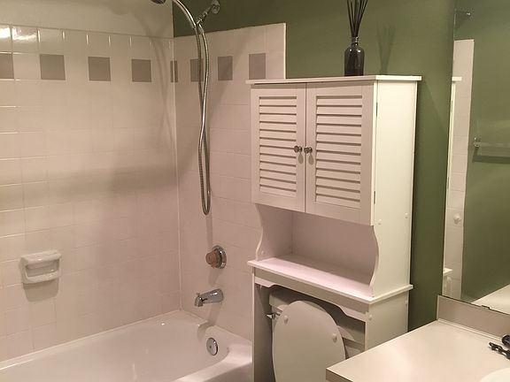 3rd image of 12050 15th Ave NE APT 204