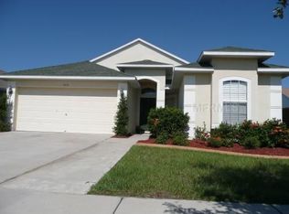 9715 Laurel Ledge Dr, Riverview, FL 33569