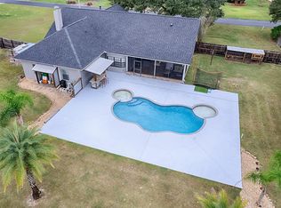 5731 NE 61st Ct, Silver Springs, FL 34488