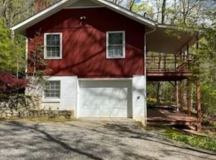 342 Sourwood Rd, Black Mountain, NC 28711
