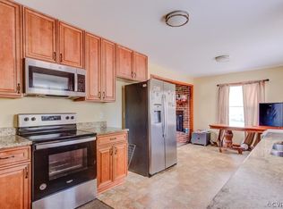 6413 Erhart Rd, Richmond, VA 23225