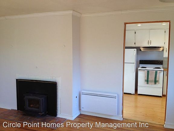 4th image of 11332 15th Ave NE