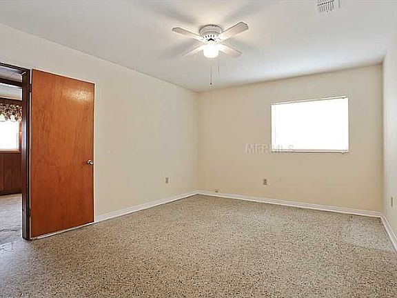 5th image of 114 S Hesperides St
