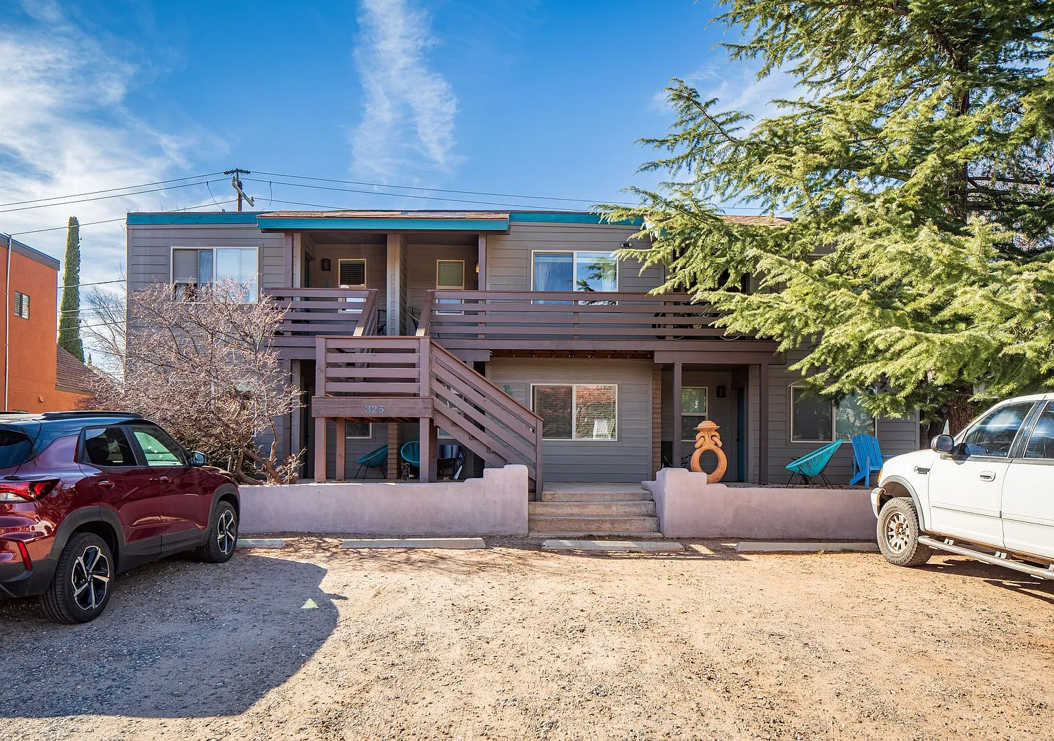 325PR — Photo 1