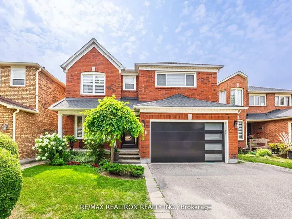 49 Janesville Rd, Vaughan, ON L4J 6Z9