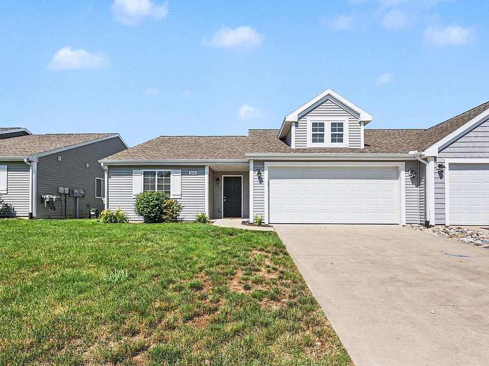 1st image of 1010 W Villas Dr