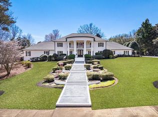 205 Slaton Cir, Roswell, GA 30075