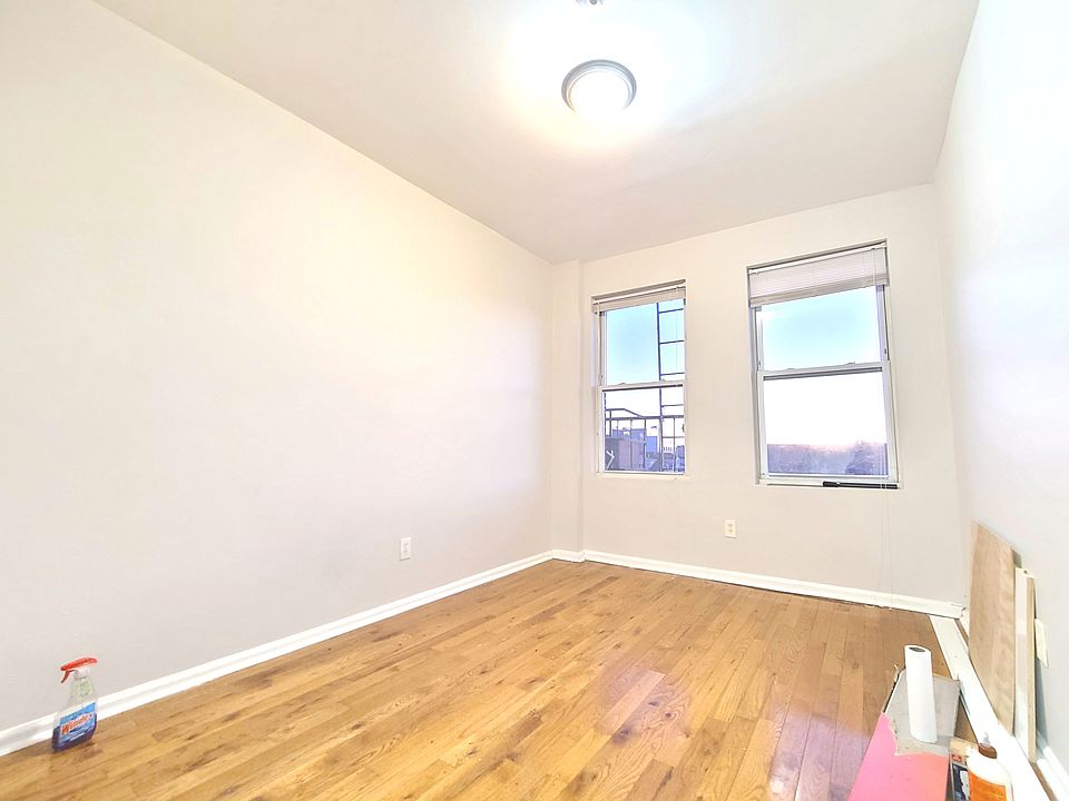2nd image of 6120 Monroe Pl #15E