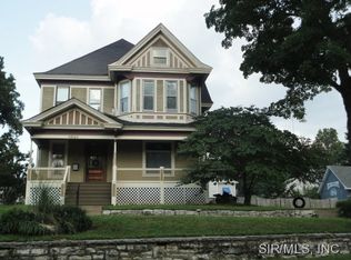 1521 Henry St, Alton, IL 62002