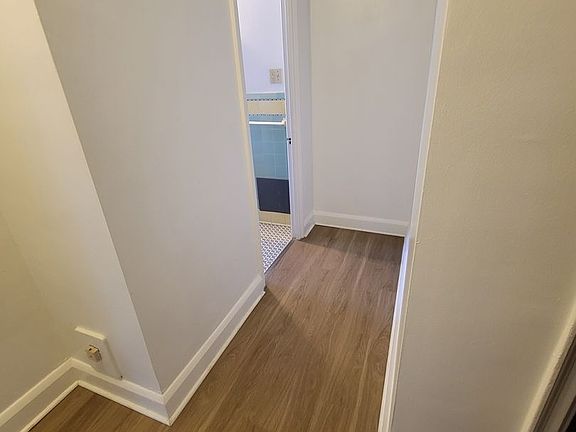 5th image of 585-587 S Negley Ave #72