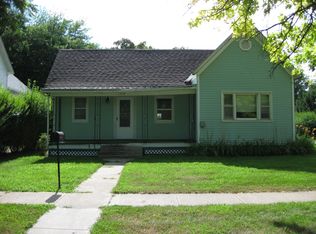 1319 13th St, Aurora, NE 68818