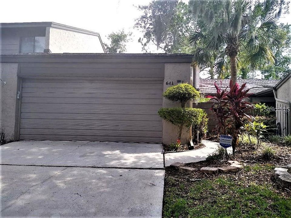 1st image of 641 Woodridge Dr