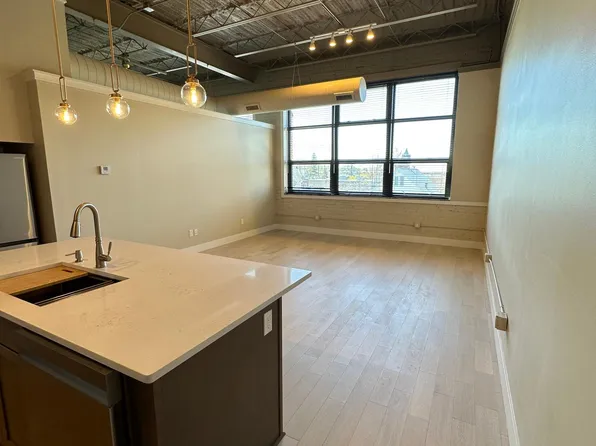 12608 Madison Ave, Lakewood, OH