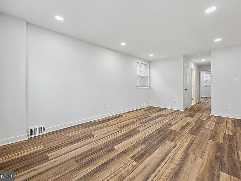 7028 Valley Ave #1 — Photo 7