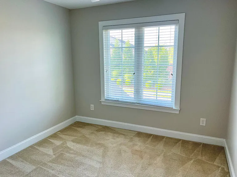 705 Piedmont Crossing Dr — Photo 14
