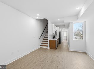 863 N 43rd St #4, Philadelphia, PA