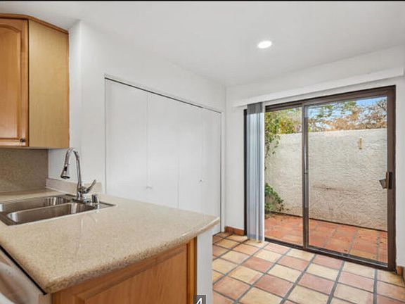 5th image of 6798 Las Olas Way