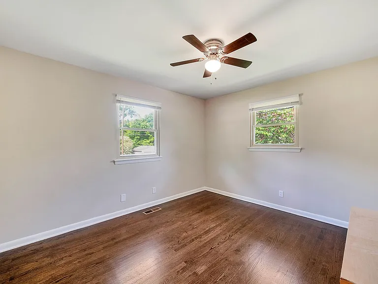 450 Bouton Dr — Photo 13