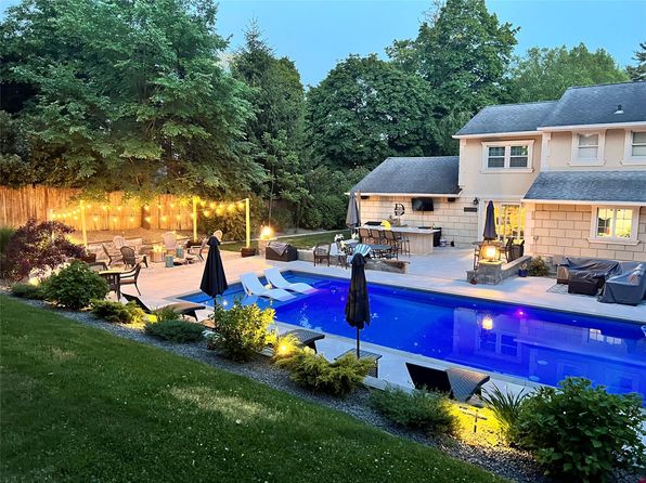 166 Cold Spring Road, Syosset, NY 11791