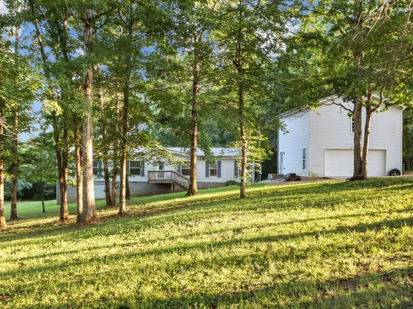 555 Fire Tower Rd, Dickson, TN 37055