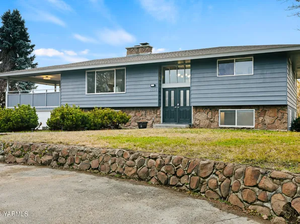 3504 Marks Rd, Yakima, WA 98903