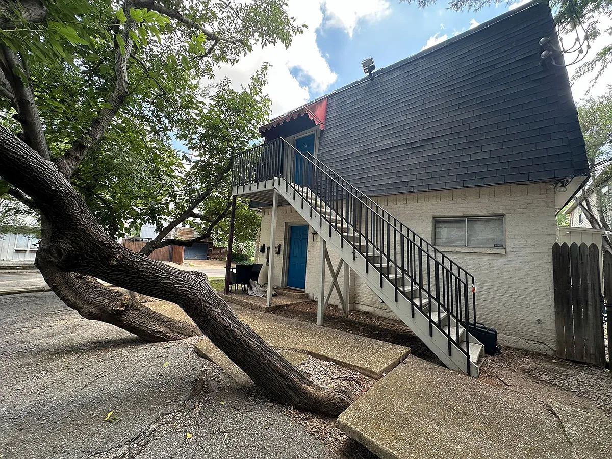 Building Photo - 3626 Prescott Ave