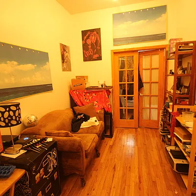 Rented by Nooklyn NYC LLC | media 23