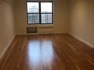 4111 40th St, Sunnyside, NY 11104