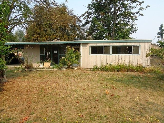 1st image of 33112 SE 43rd St
