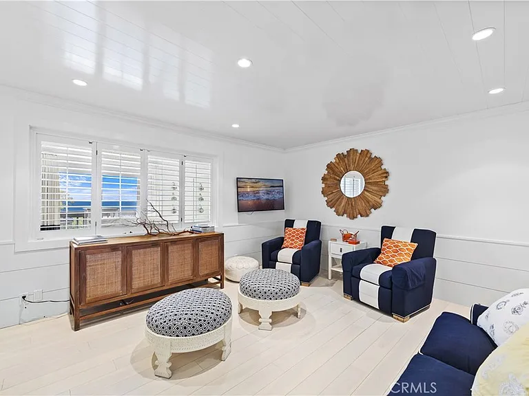 2175 S Coast Hwy #13 — Photo 3