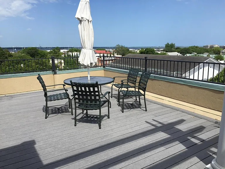Rooftop deck
