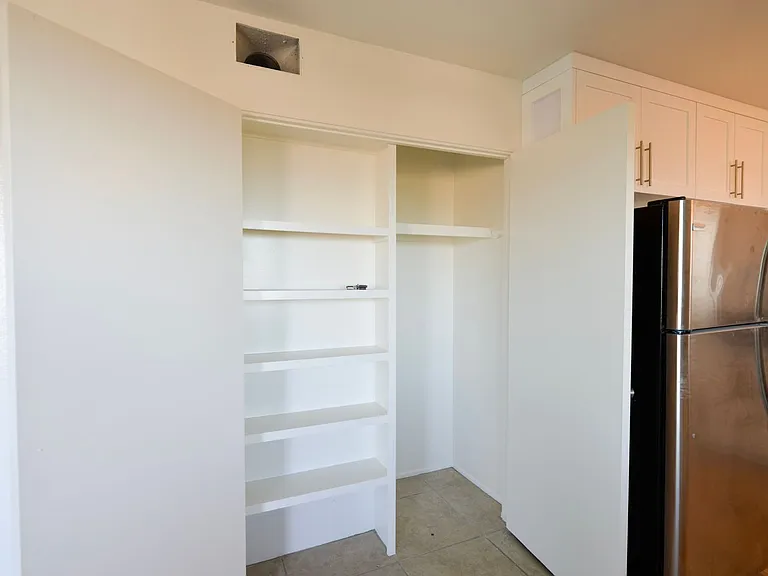 120 Calle Patricia — Photo 7
