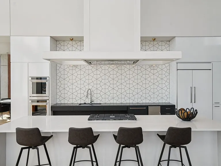 Byline Apartments — Photo 22