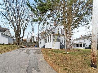 22 Maple St, Baldwinville, MA 01468