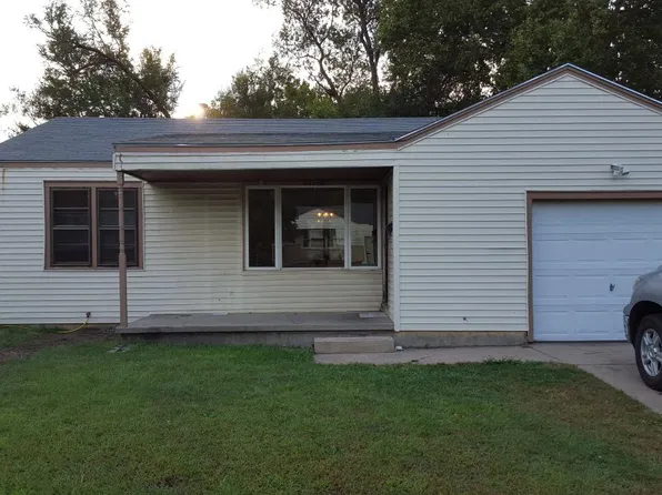 2227 S Estelle St, Wichita, KS 67211
