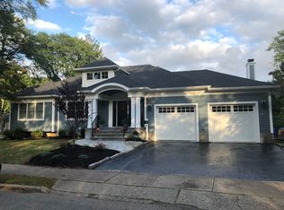 12 Paul St, Wayne, NJ 07470