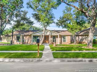 13703 Pebble Oak Dr, San Antonio, TX 78231