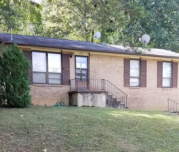 1st image of 5804 Woodville Ln